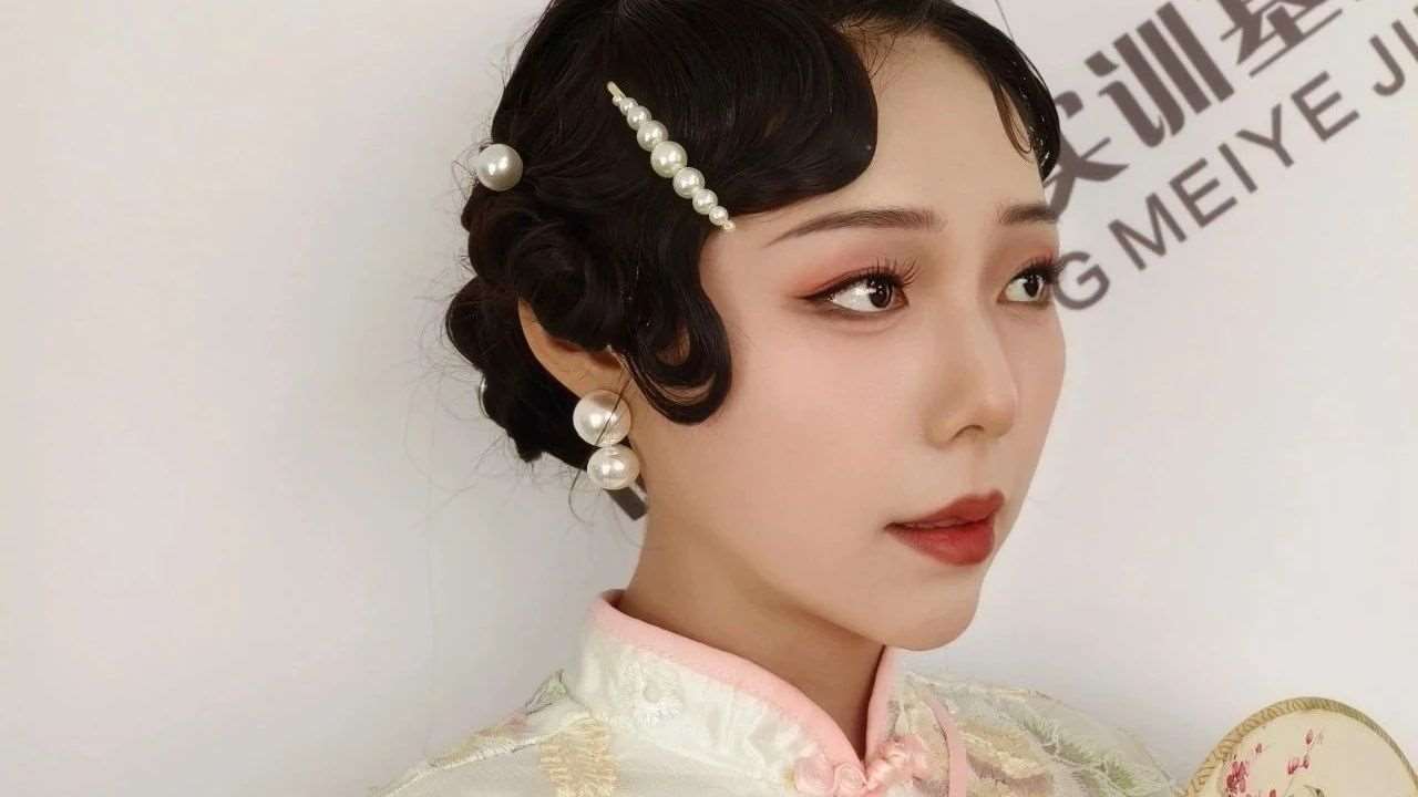 大连尚峰化妆培训